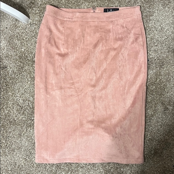 Pink Suade Skirt - Picture 1 of 3